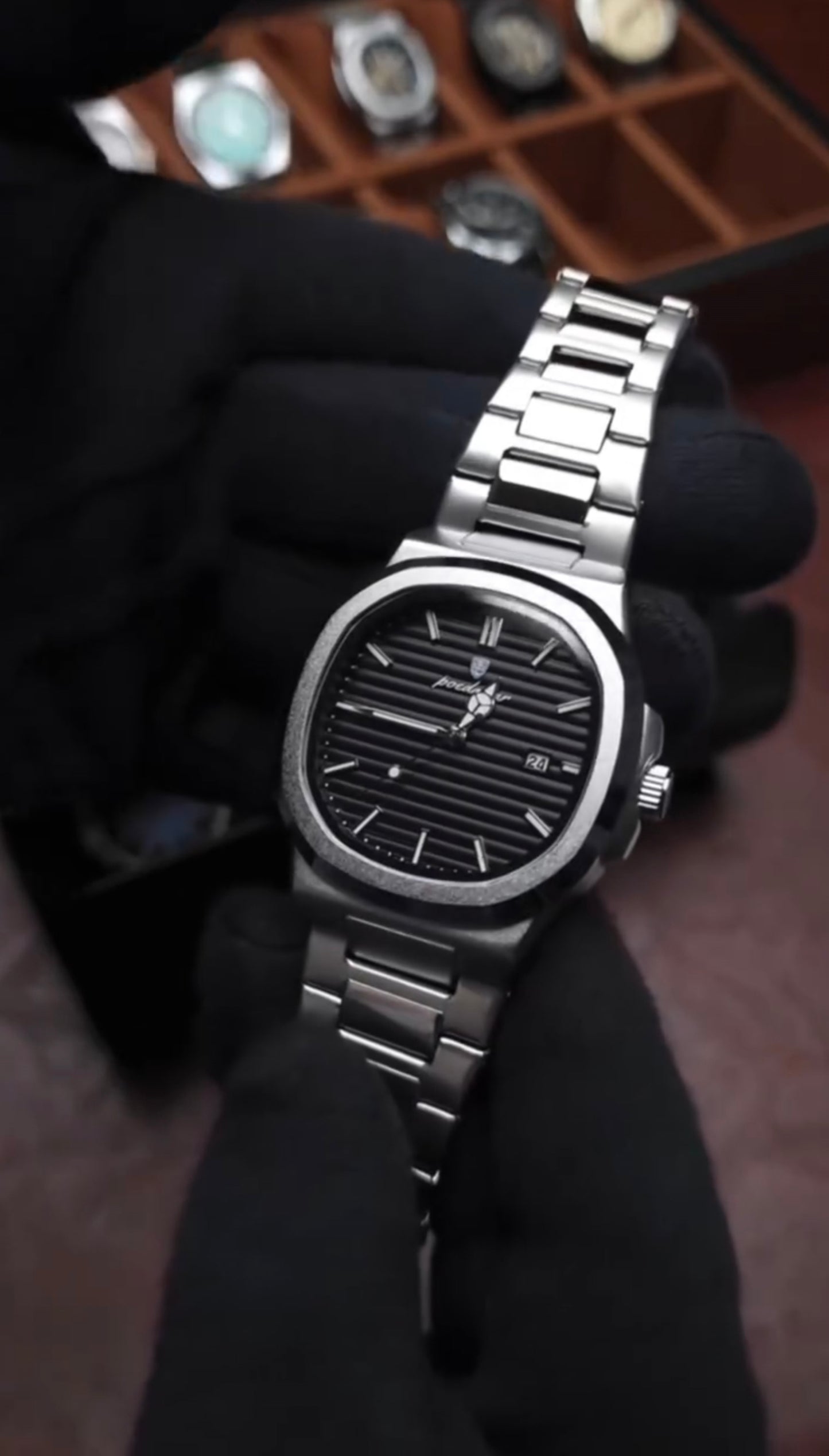 Poedagar Luxury Stainless Steel Watch