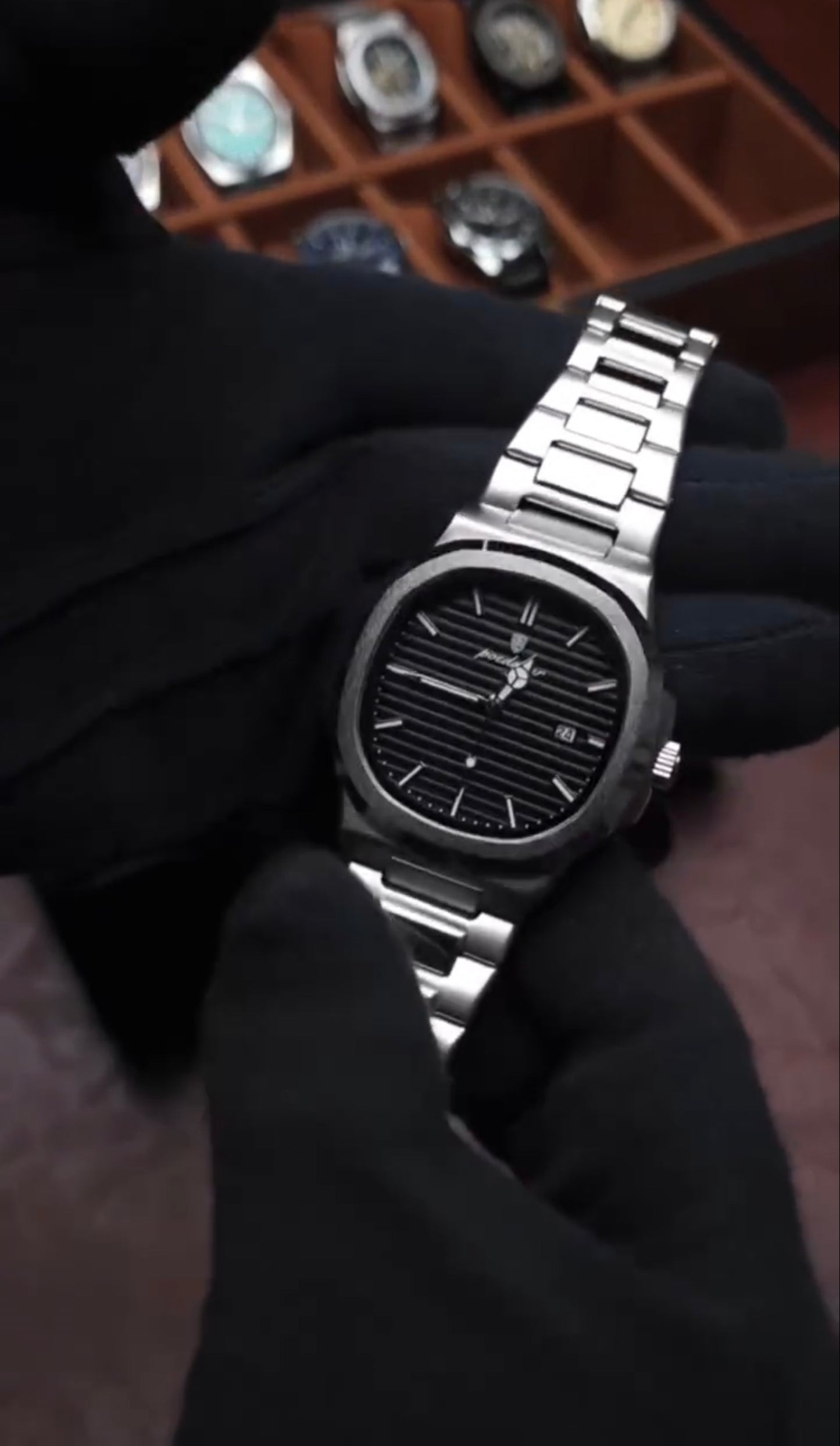 Poedagar Luxury Stainless Steel Watch