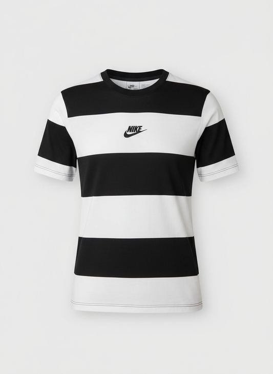 Nike shirts rounded neck